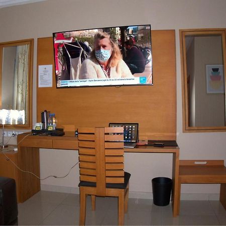 Gold Hotel Bafang ภายนอก รูปภาพ